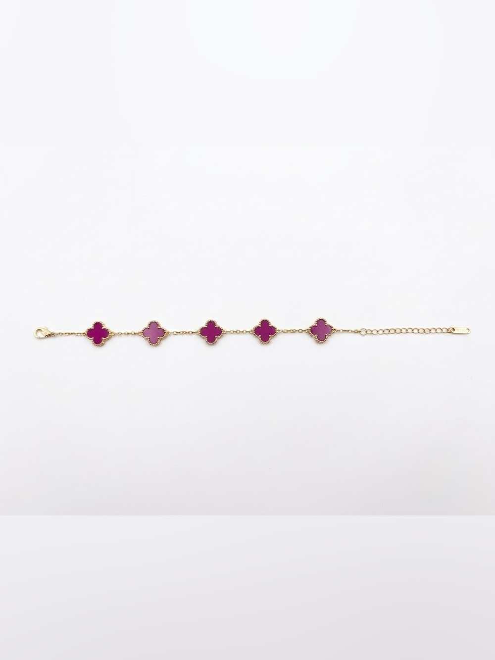 Magenta Clover Motif Chain Bracelet - Picture 2 of 3